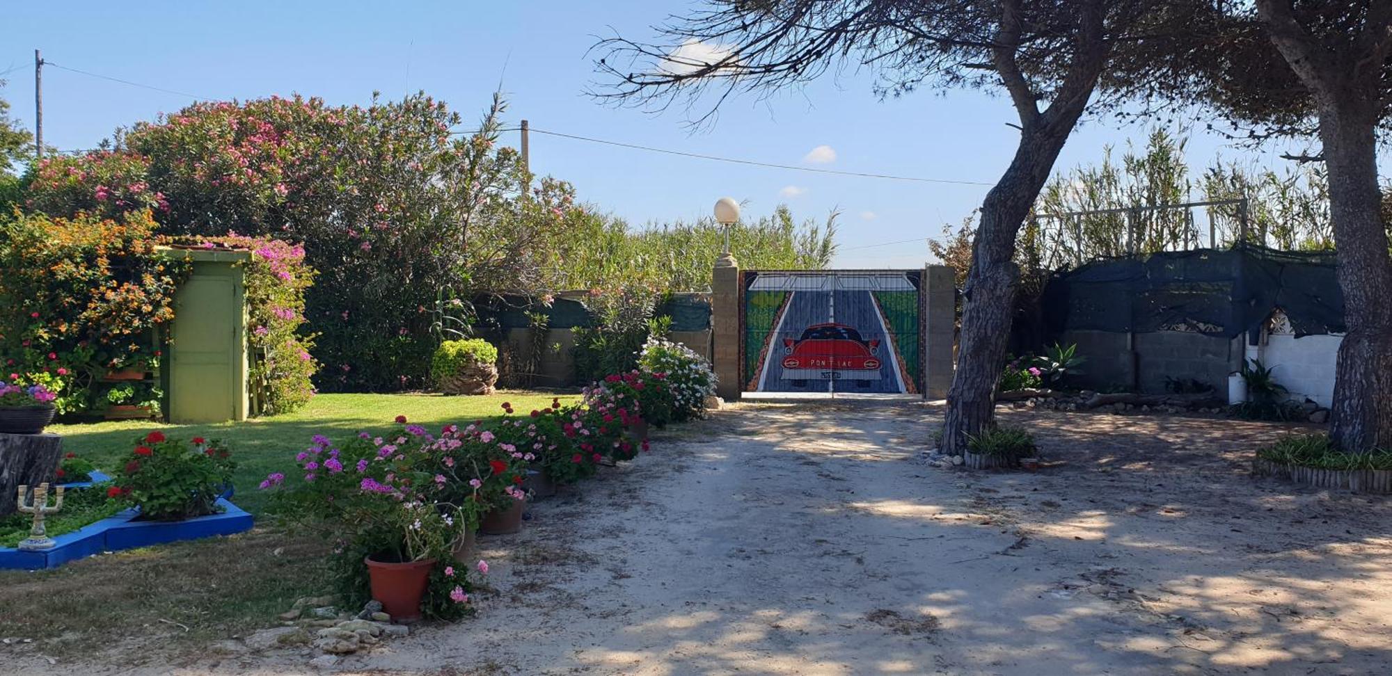 En Finca Las Dunas Dos Chalets Con Jacuzzis En Primera Linea De Playa , Uno De 4 Dormitorios Y Otro De 2 Dormitorios, Llama Al Seiscientos Veintisiete Cuatrocientos Diecisiete Trescientos Noventa Y Ocho Rota Luaran gambar